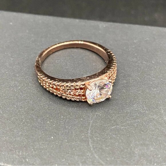 Rose Gold CZ Fashion Ring Size 8 - Picture 11 of 15
